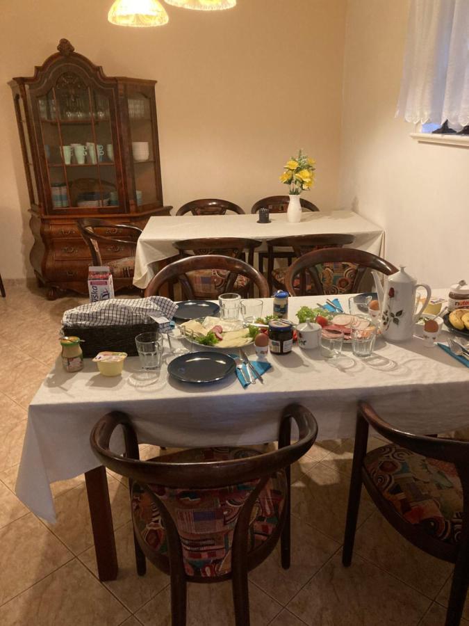 Dom Pod Sosna Bed & Breakfast *