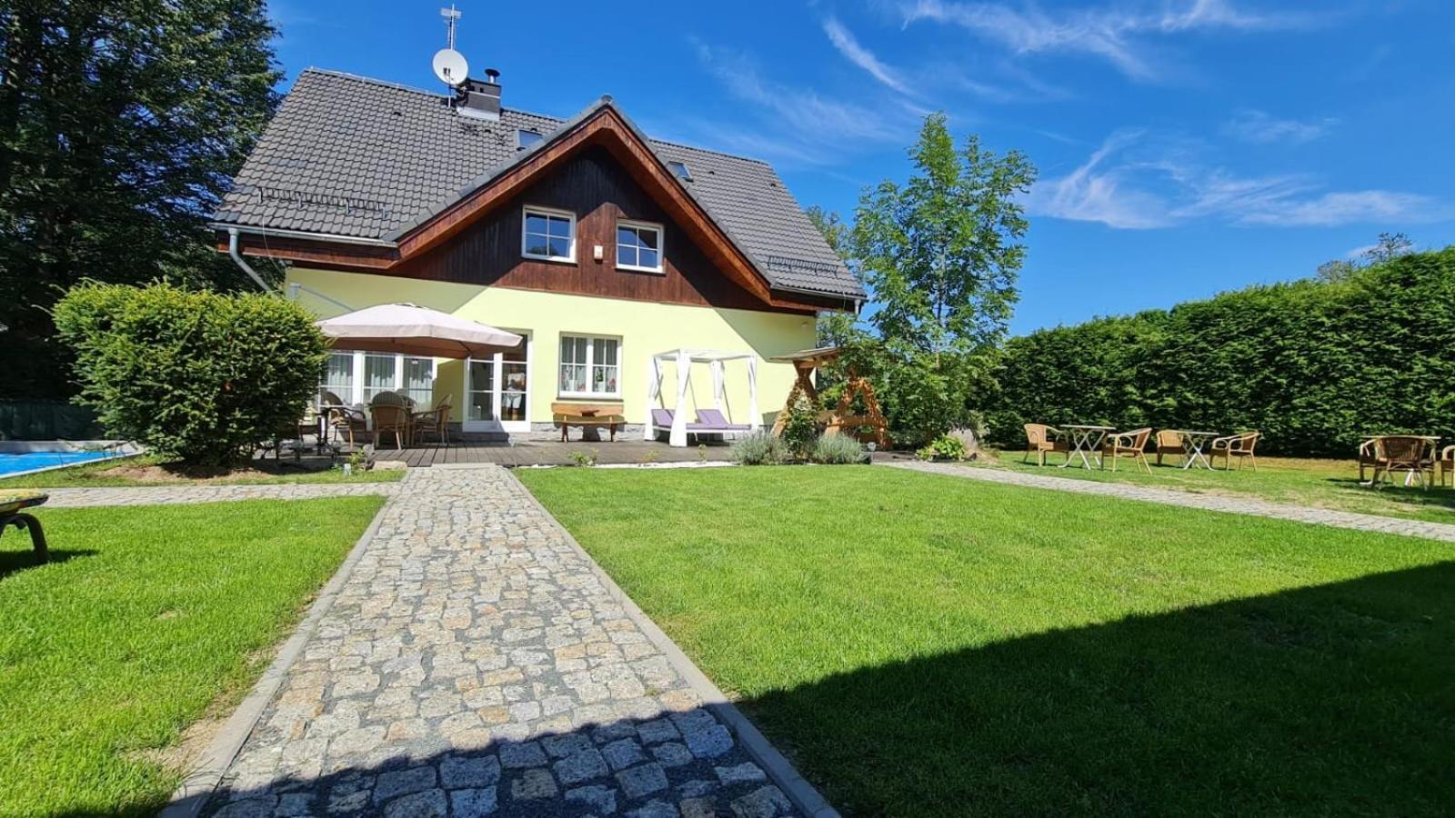 Bed & Breakfast Dom Pod Sosna *
