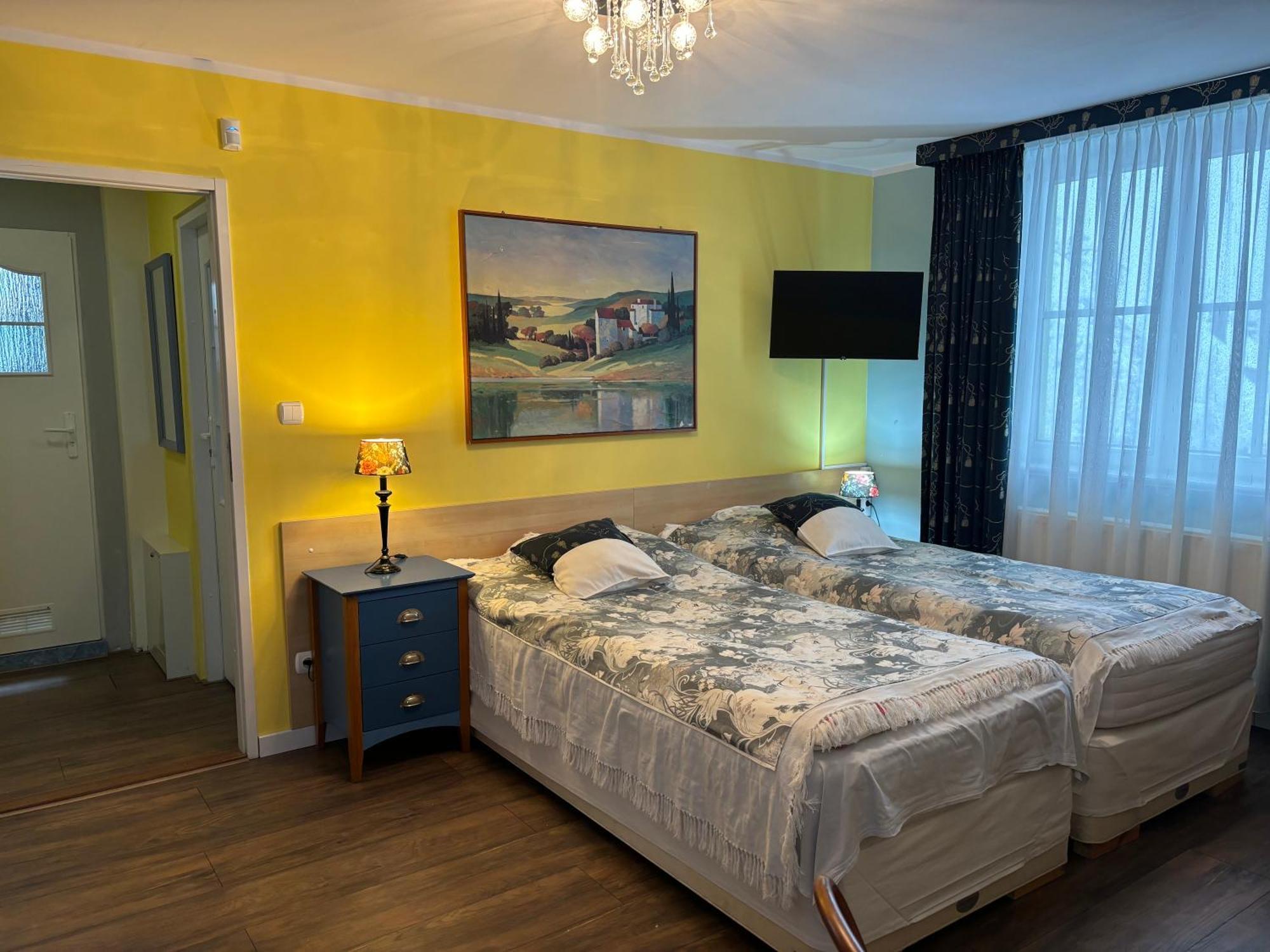Dom Pod Sosna Bed & Breakfast