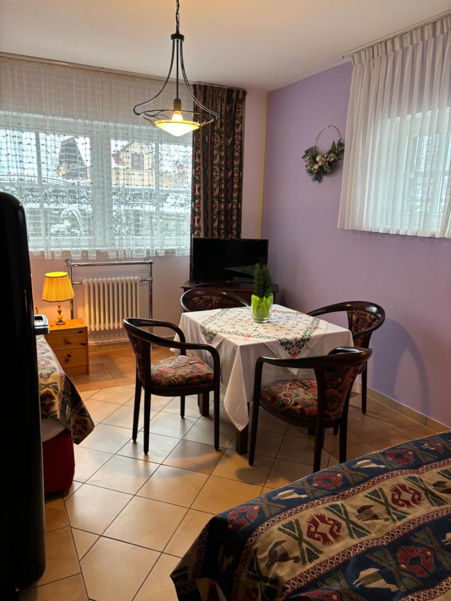 Dom Pod Sosna Bed & Breakfast